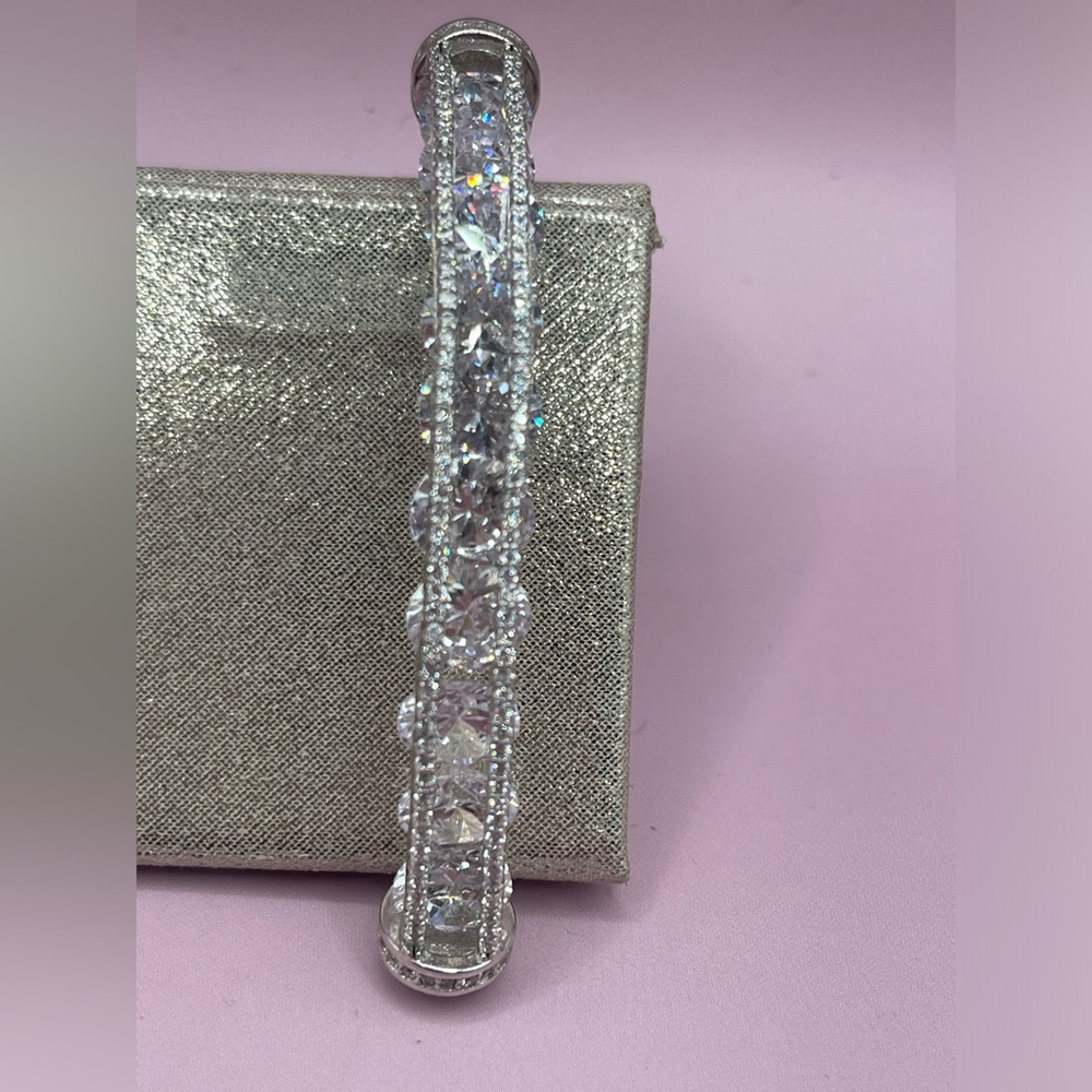 NWT🆕 Cate d’Argent 925 Sterling Silver Floating
CZ Channel Adjustable Bracelet